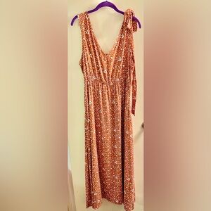 Spotted Print V-Neck Tank Dress.   SIZE XXL